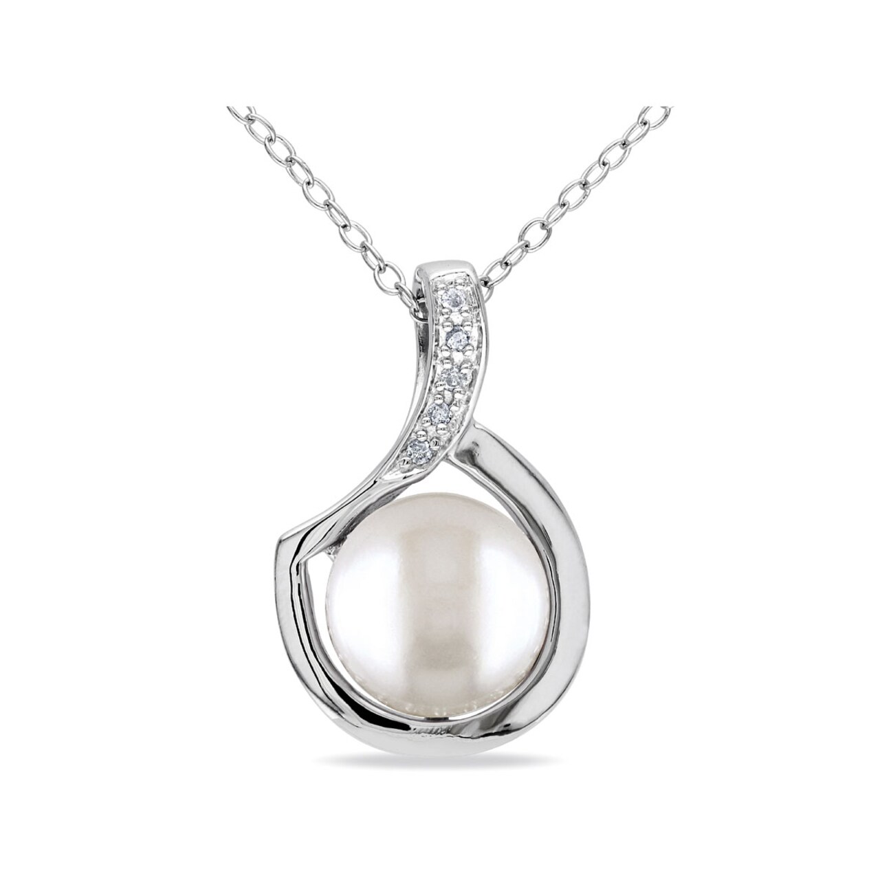 Gem And Harmony Freshwater Cultured 9-9.5mm Pearl Pendant Necklace in Sterling Silver with Chain